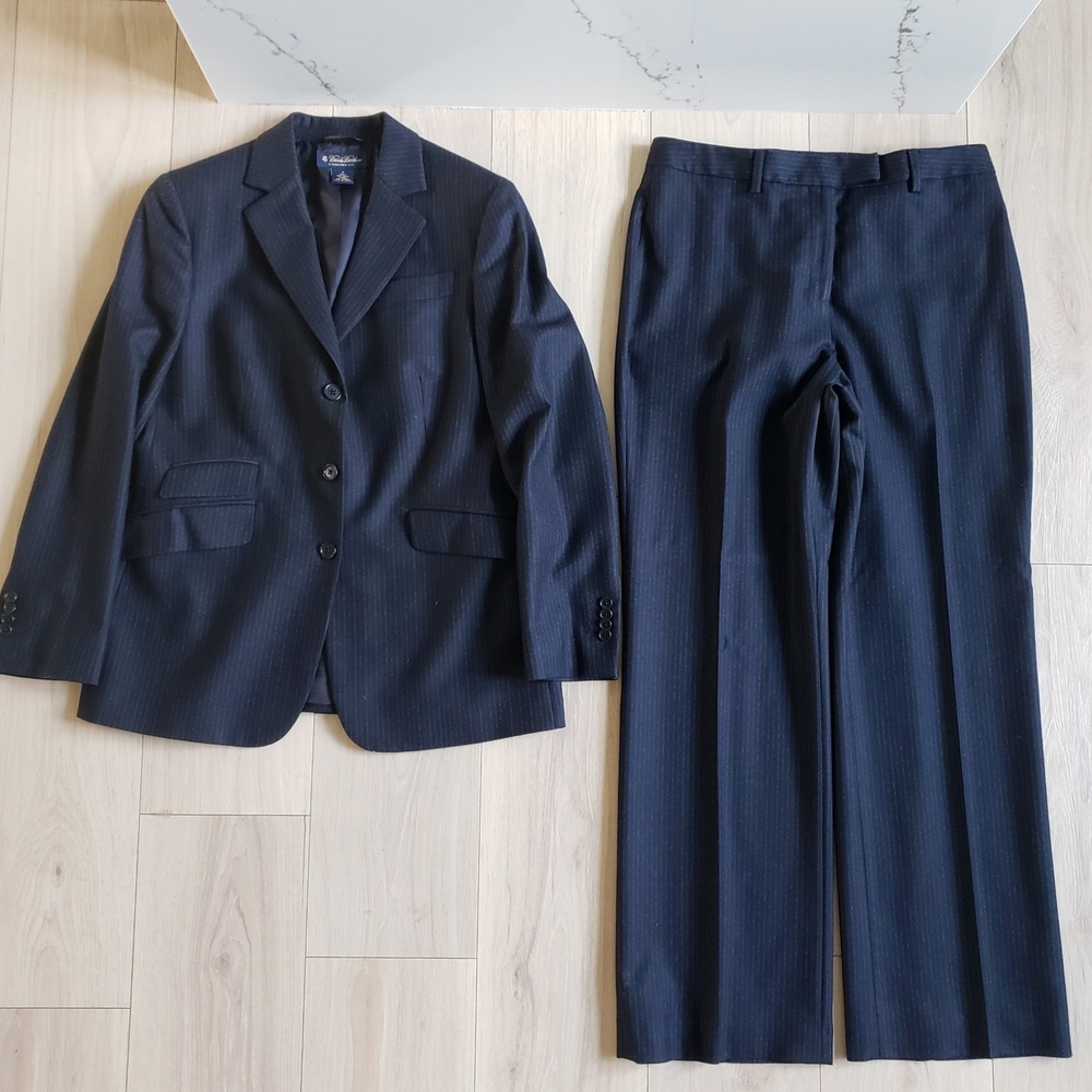 Brooks Brothers Pant Suit Womens 10 Navy Blue Wool Pinstripe Professional Italy